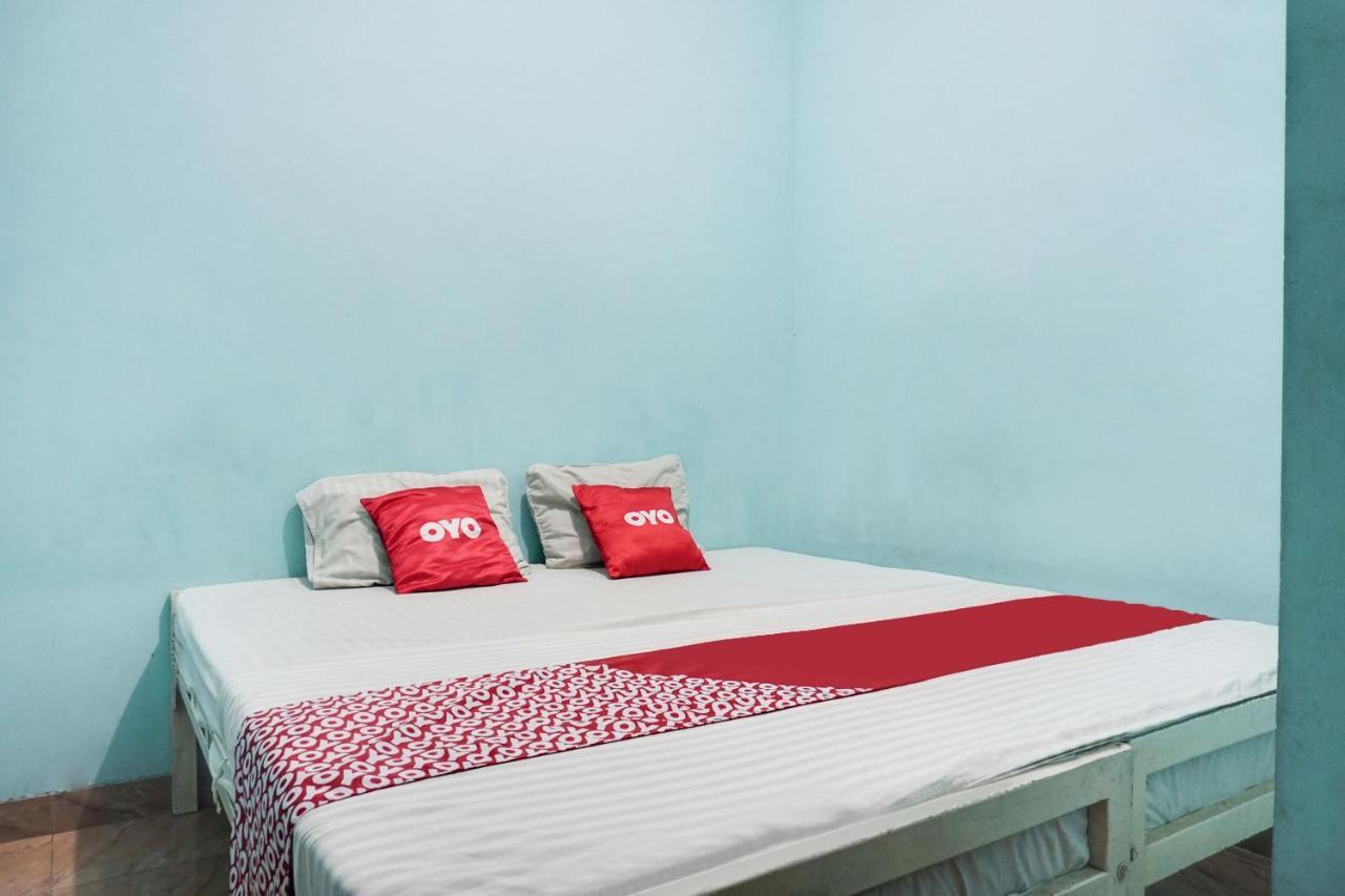 Oyo 91754 Wisma Tiqita Syariah Jacarta Exterior foto